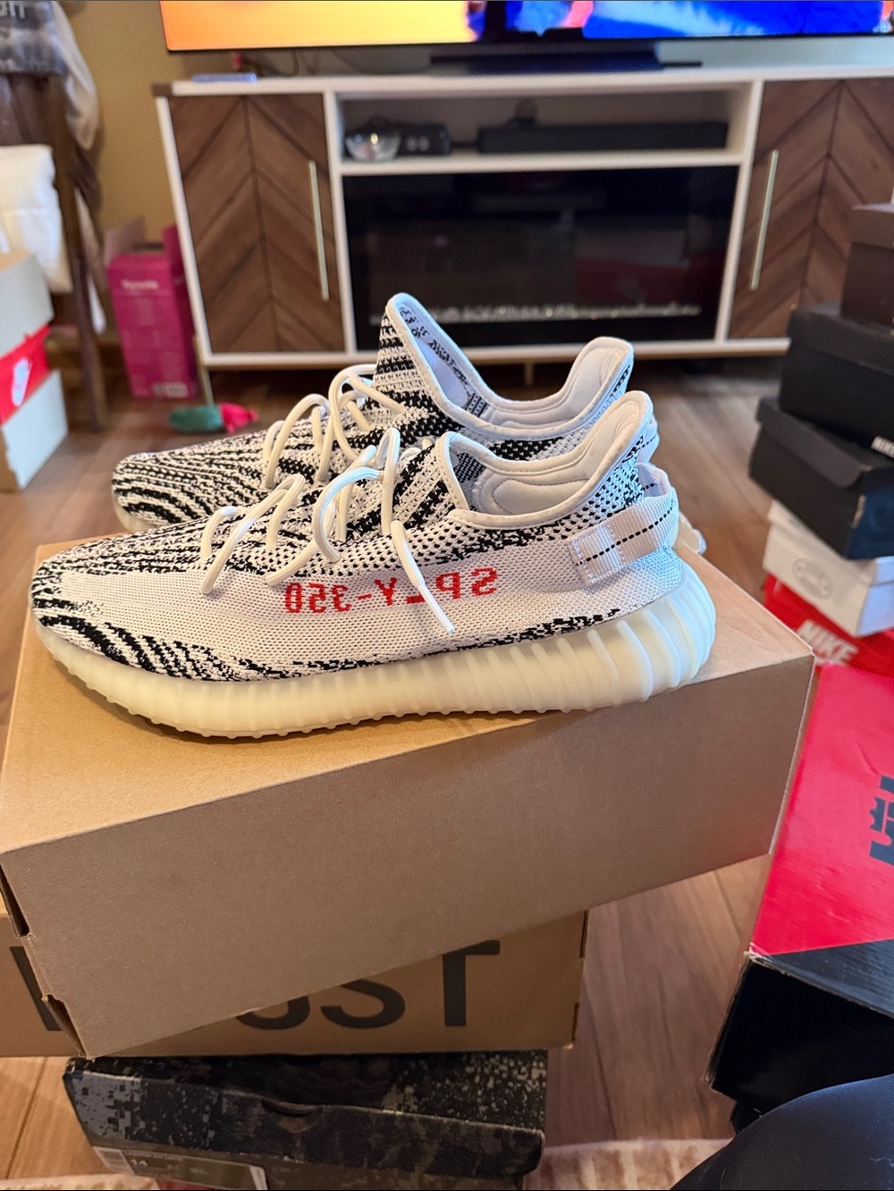 Yeezy Boost 350 V2 Zebra White Black with Red Stripe